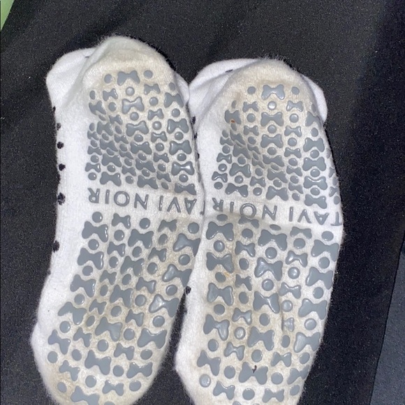 Grip socks for barre or Pilates - Picture 2 of 16